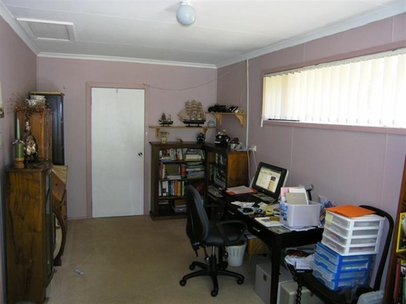 9 Jerribin Street, Wyoming NSW 2250