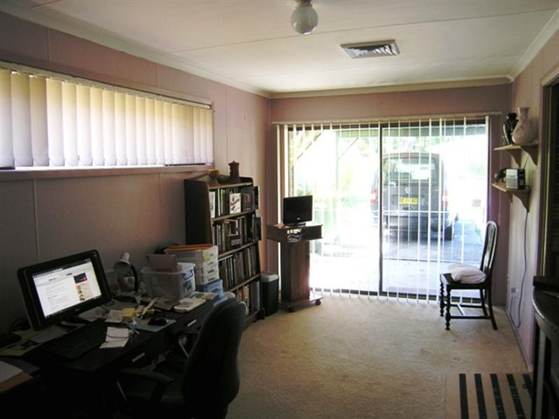 9 Jerribin Street, Wyoming NSW 2250