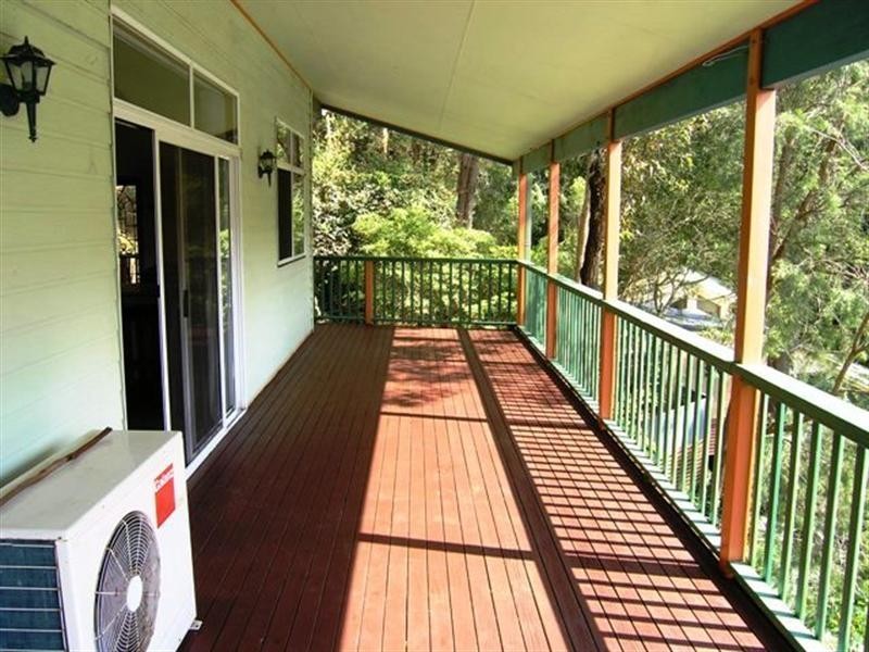 35 Lynnette Crescent, East Gosford NSW 2250