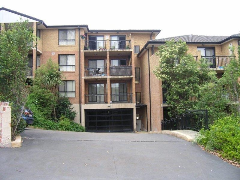 26/19-21 Central Coast Highway, Gosford NSW 2250