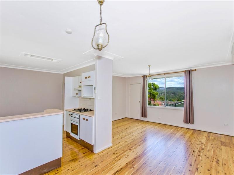 10 Maple Street, Wyoming NSW 2250