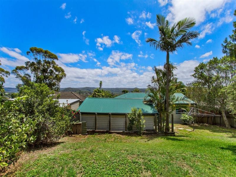 10 Maple Street, Wyoming NSW 2250
