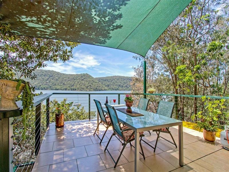 2 Milloo Parade, Cheero Point NSW 2083