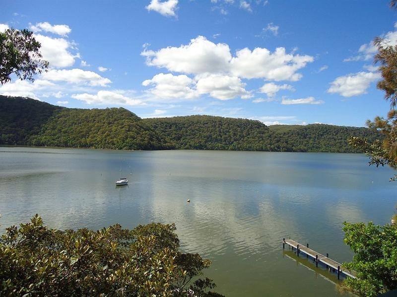 2 Milloo Parade, Cheero Point NSW 2083