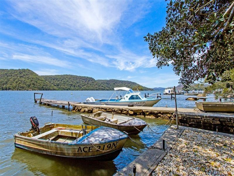 2 Milloo Parade, Cheero Point NSW 2083
