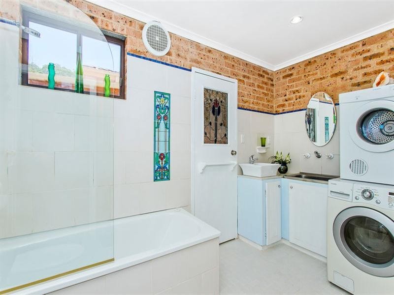 2 Milloo Parade, Cheero Point NSW 2083