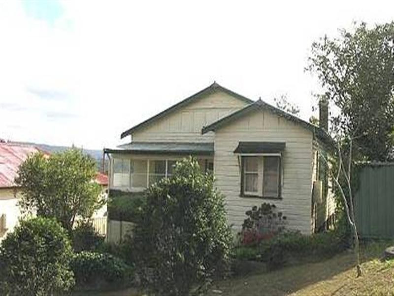 18 Lindsey Street, North Gosford NSW 2250