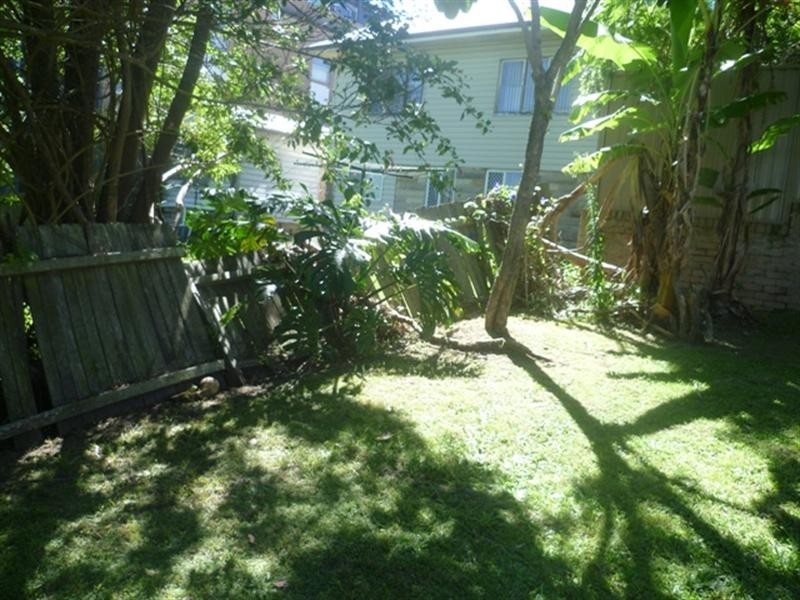 18 Lindsey Street, North Gosford NSW 2250