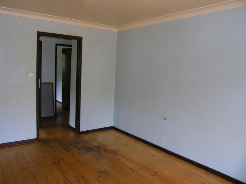 15 Nambucca Drive, Woy Woy NSW 2256