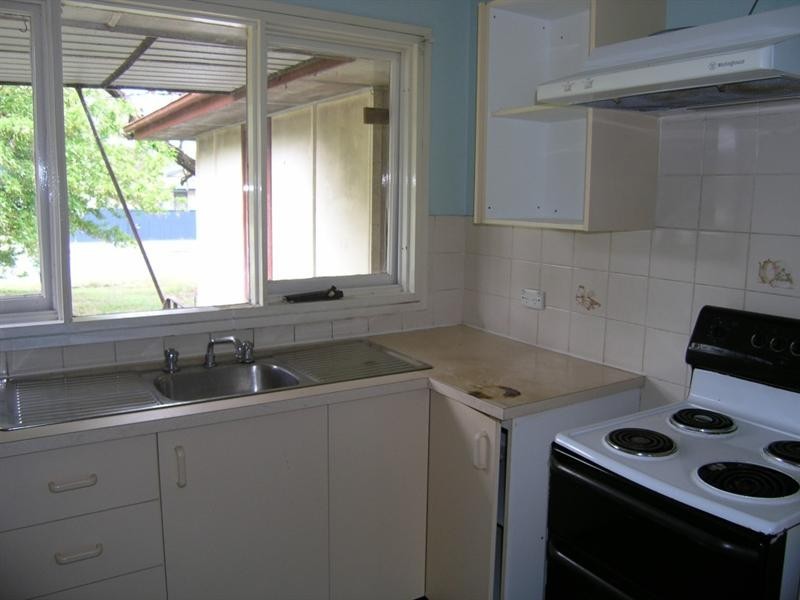 15 Nambucca Drive, Woy Woy NSW 2256