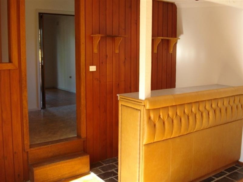 21 Barralong Road, Erina NSW 2250