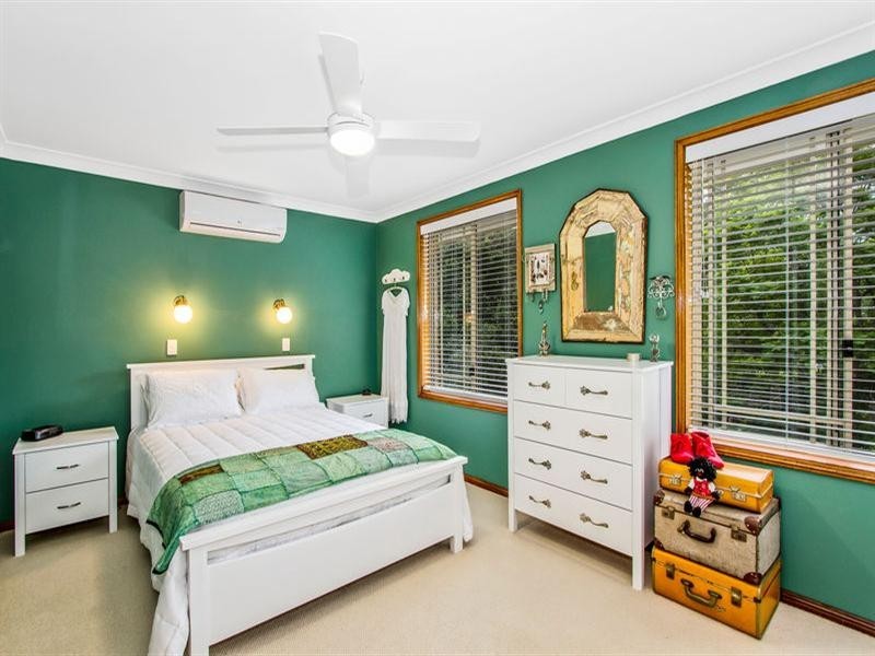 98 Blackbutt Street, Wyoming NSW 2250