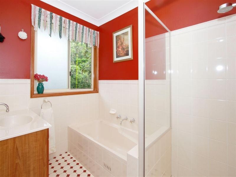 98 Blackbutt Street, Wyoming NSW 2250