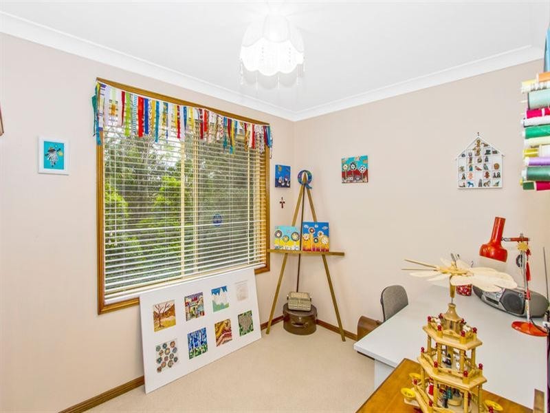 98 Blackbutt Street, Wyoming NSW 2250