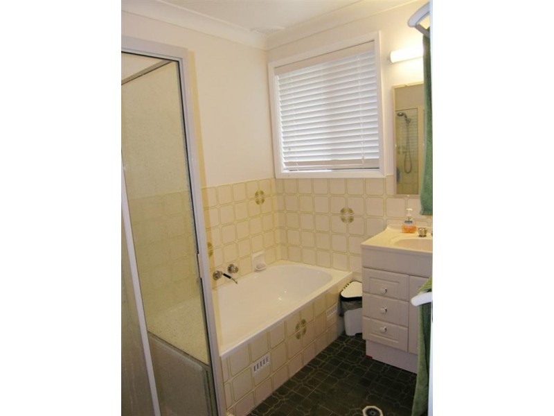 53 Holcombe Avenue, Narara NSW 2250