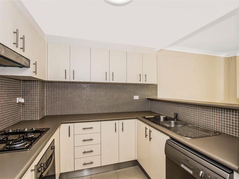 17/8-10 Range Road, North Gosford NSW 2250