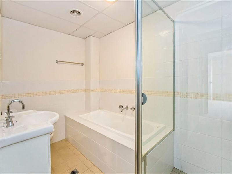 17/8-10 Range Road, North Gosford NSW 2250