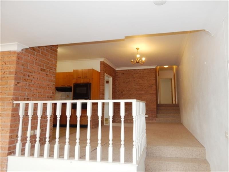 3/100 John Whiteway Drive, Gosford NSW 2250