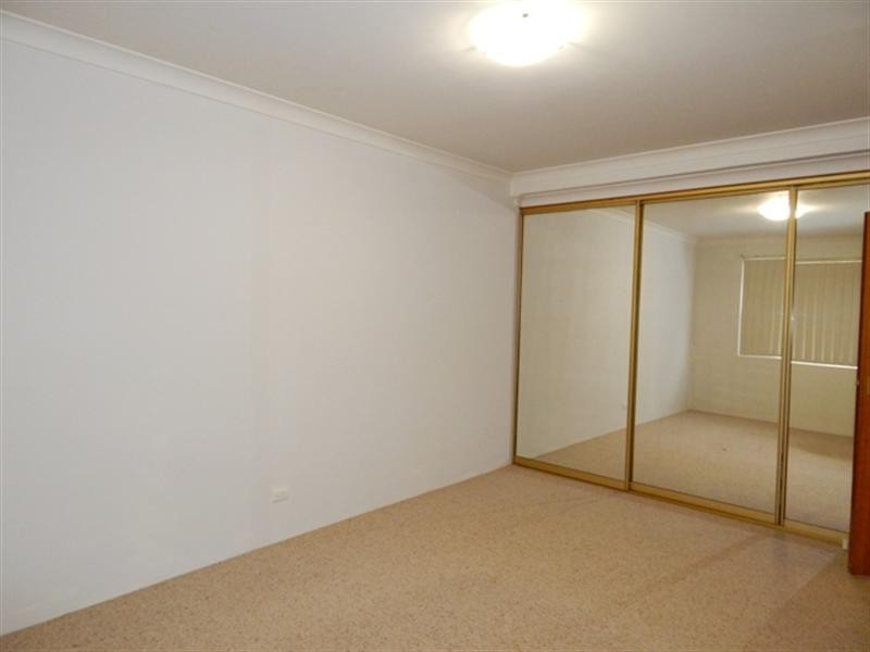 3/100 John Whiteway Drive, Gosford NSW 2250