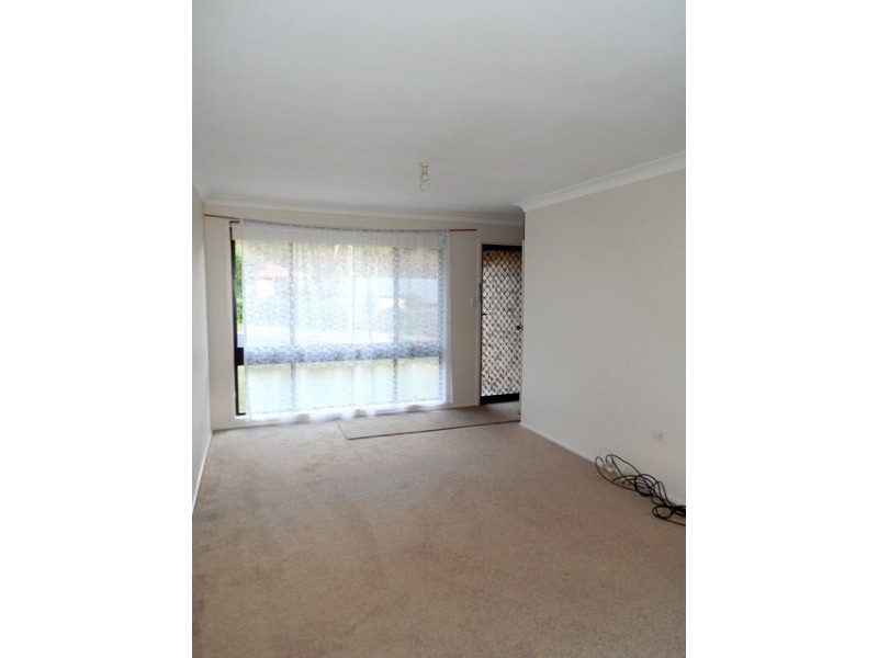 7 Elkhorn Close, Wyoming NSW 2250