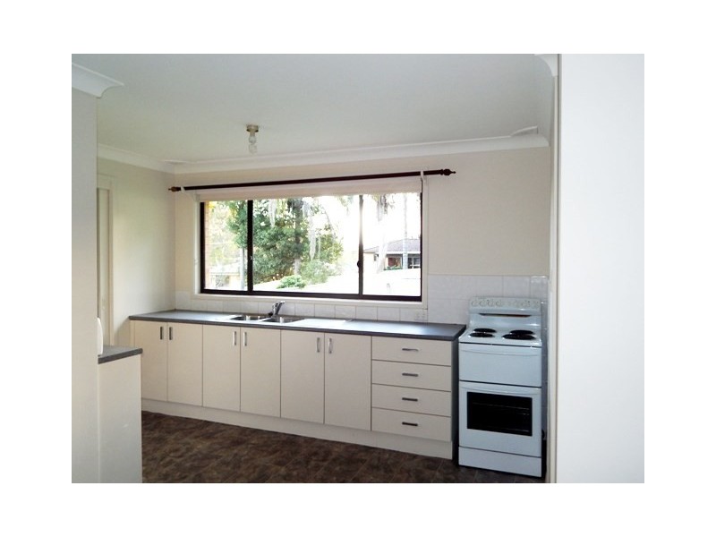 7 Elkhorn Close, Wyoming NSW 2250