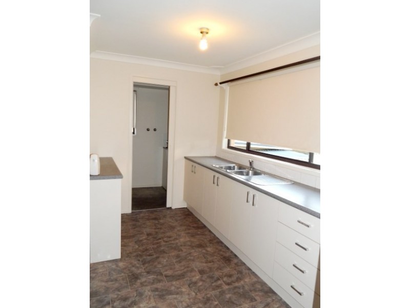 7 Elkhorn Close, Wyoming NSW 2250