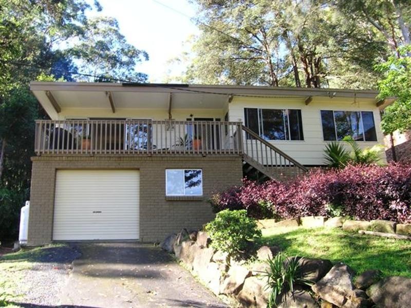 8 Marangani Avenue, North Gosford NSW 2250