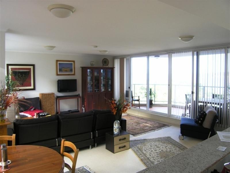 801/97-99 John Whiteway Drive, Gosford NSW 2250