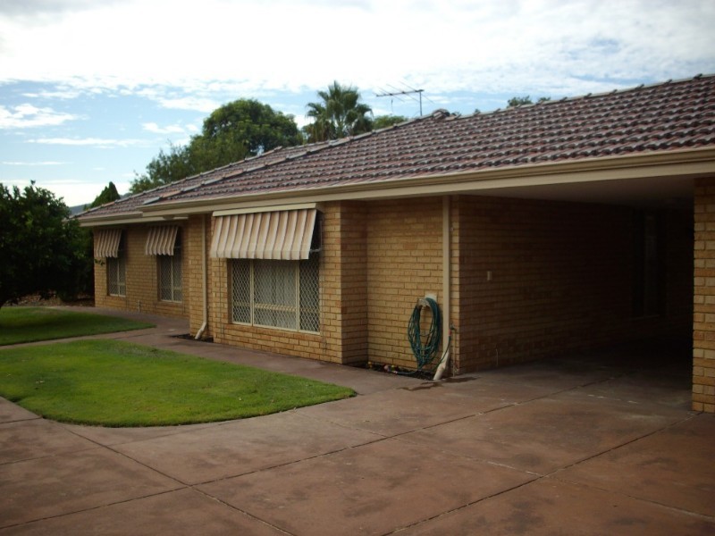 2/89 Wheatley Street, Gosnells WA 6110