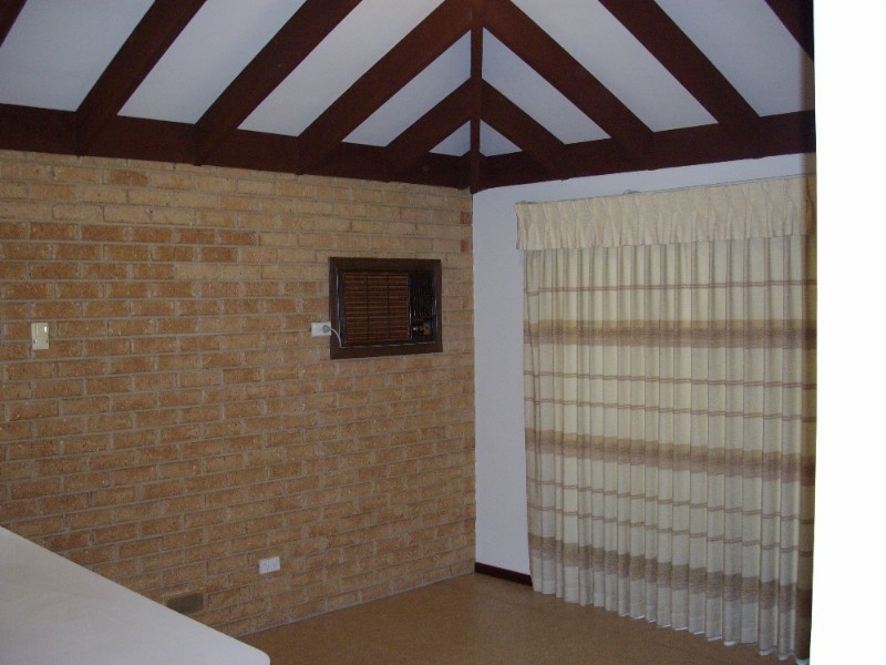 2/89 Wheatley Street, Gosnells WA 6110