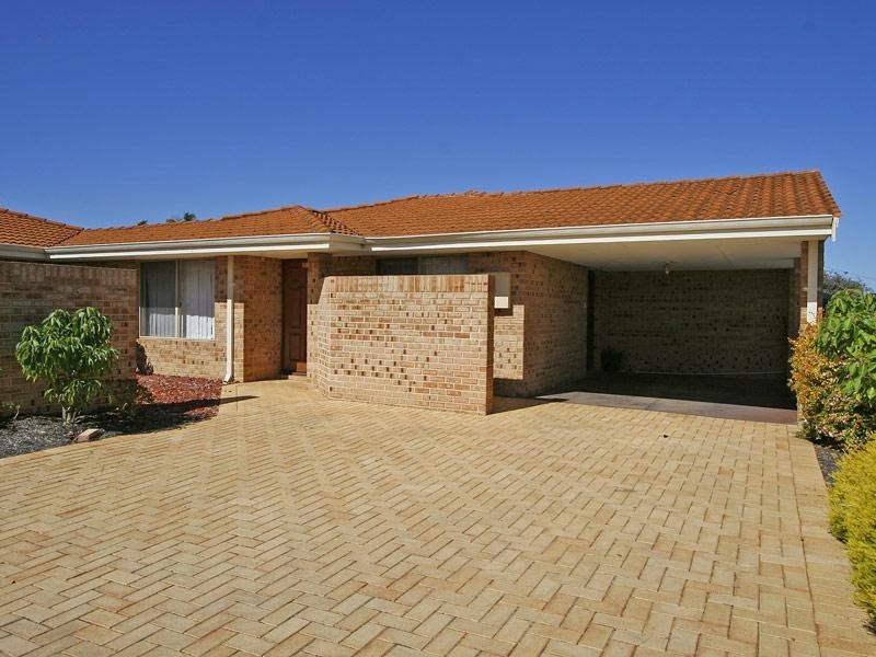 4/4 Mackay Crescent, Gosnells WA 6110