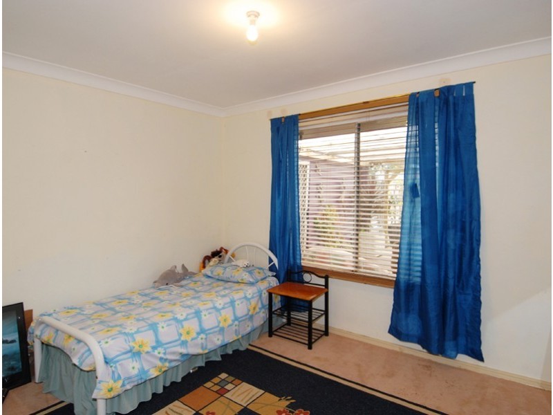 26 Devonshire Terrace, Armadale WA 6112