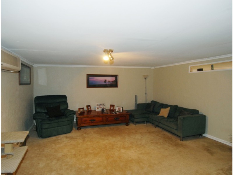 26 Devonshire Terrace, Armadale WA 6112