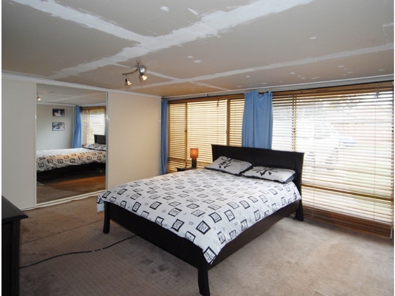 26 Devonshire Terrace, Armadale WA 6112