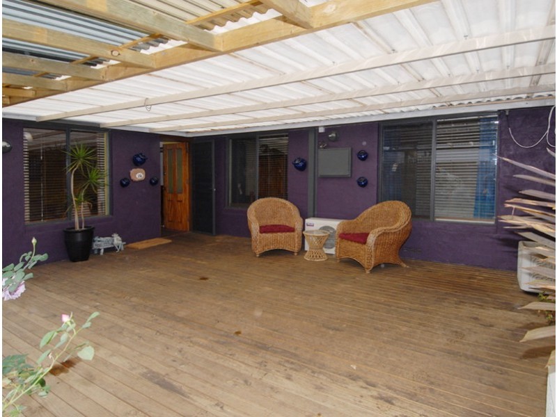 26 Devonshire Terrace, Armadale WA 6112