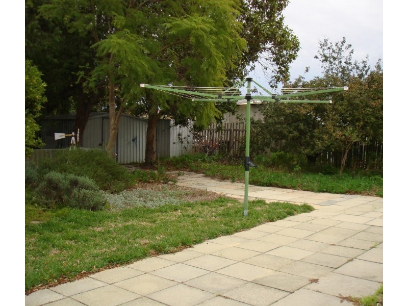 12 Birrell Place, Gosnells WA 6110