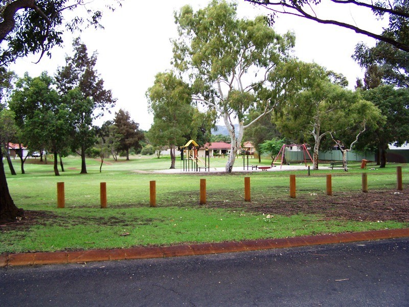 12 Birrell Place, Gosnells WA 6110