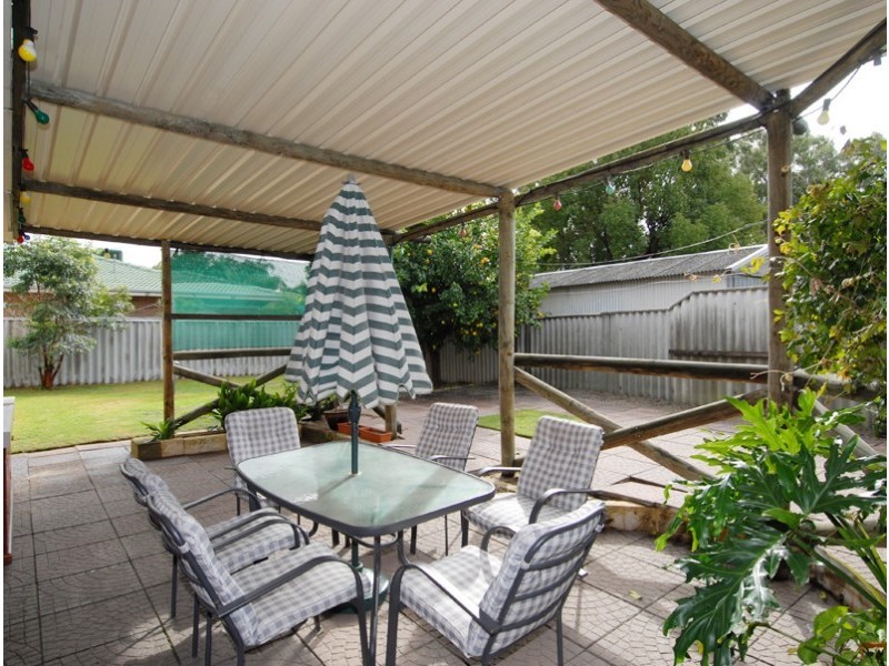 125 Dorothy Street, Gosnells WA 6110