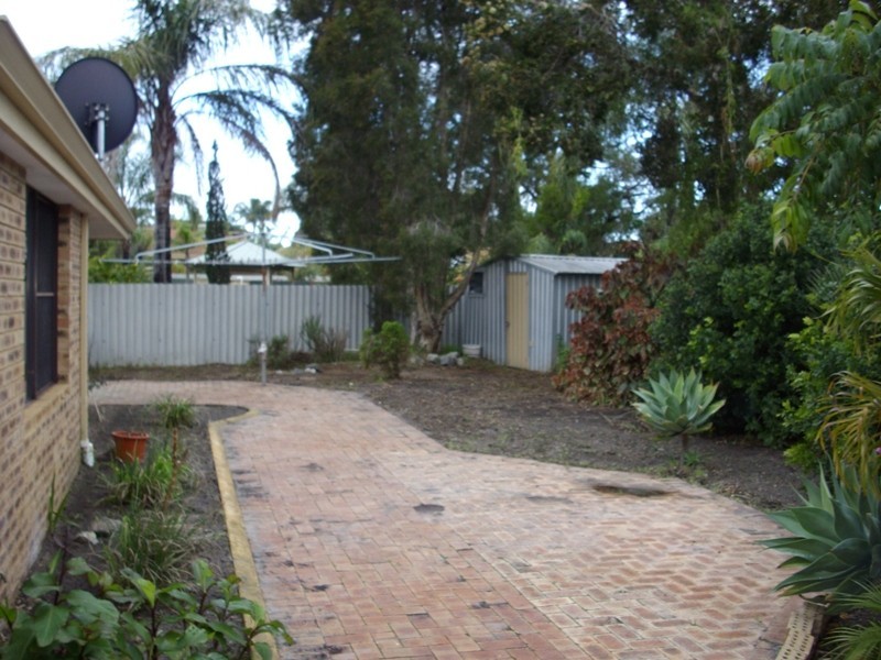 9 Sparrow Court, High Wycombe WA 6057