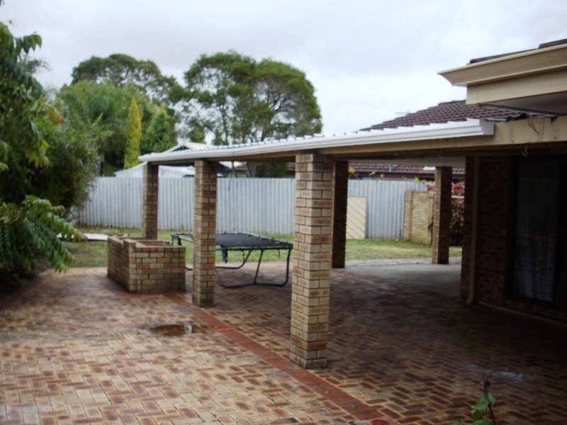 9 Sparrow Court, High Wycombe WA 6057