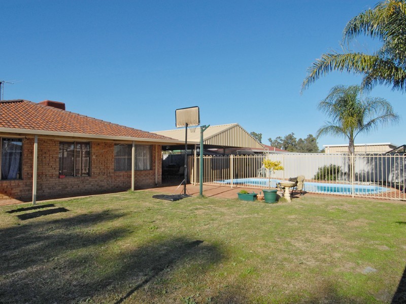 31 Sayer Crescent, Gosnells WA 6110