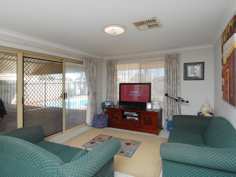 31 Sayer Crescent, Gosnells WA 6110