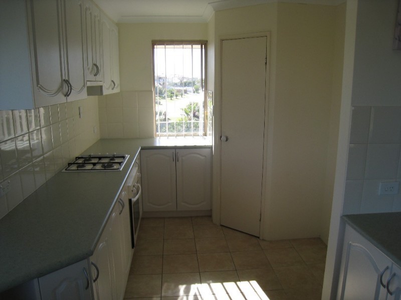 2 Villefranche Rise, Port Kennedy WA 6172