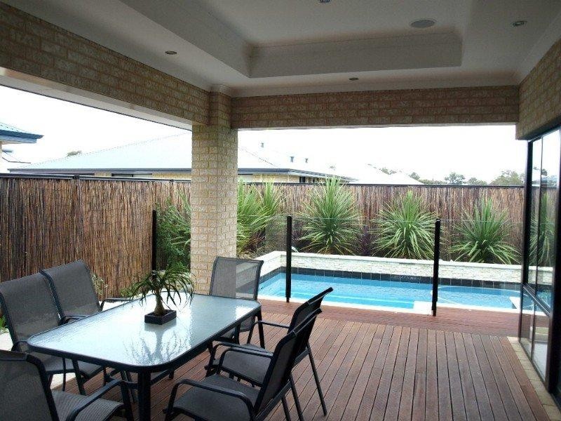 8 Dara Corner, Thornlie WA 6108