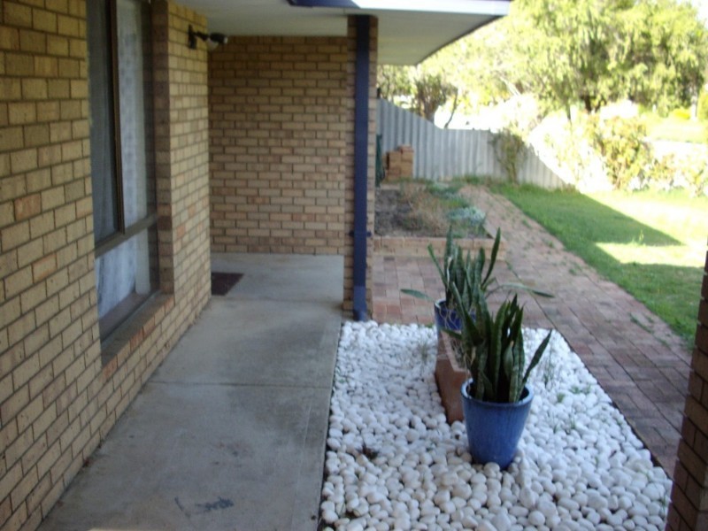 14 Hillegine Court, Gosnells WA 6110