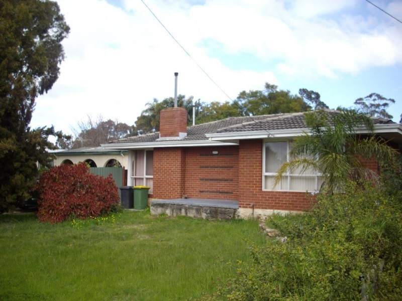 17 Crandon Street, Gosnells WA 6110