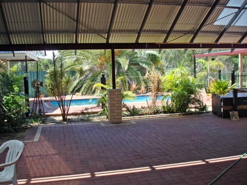 31 Gertrude Avenue, Champion Lakes WA 6111