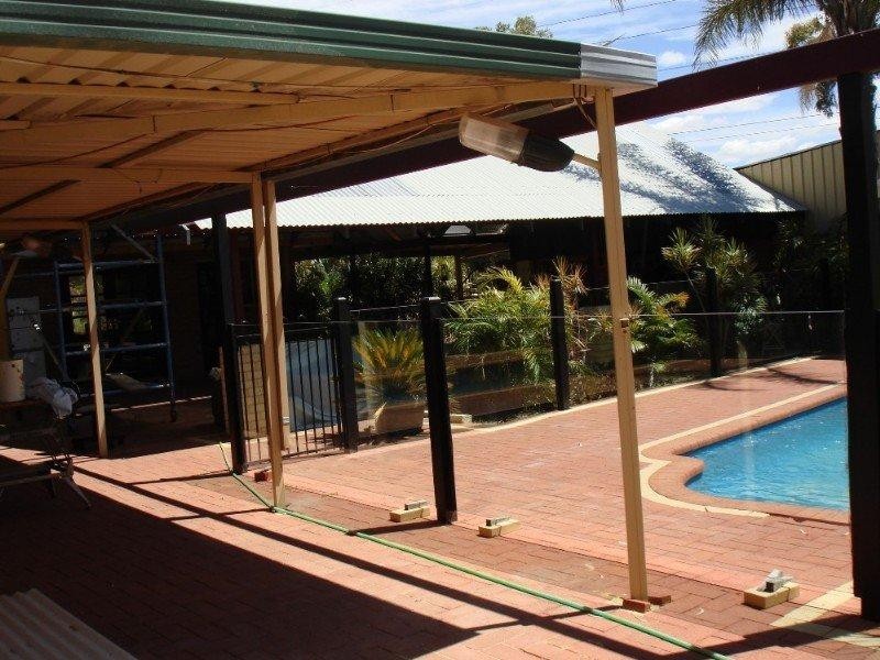 31 Gertrude Avenue, Champion Lakes WA 6111