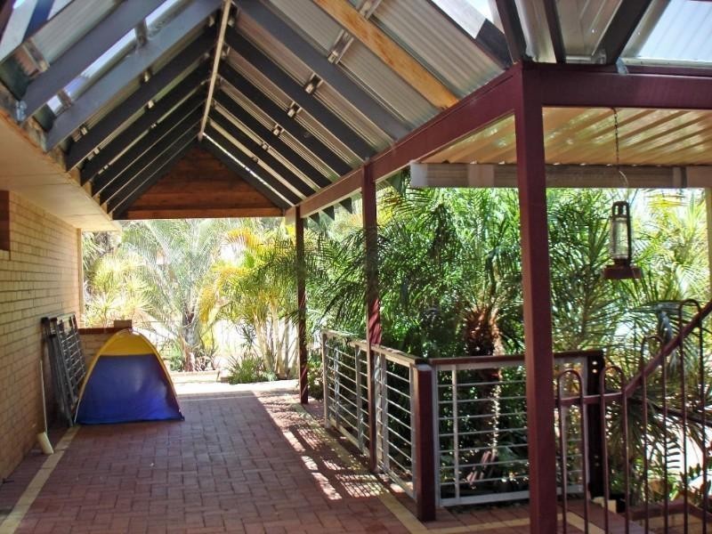 31 Gertrude Avenue, Champion Lakes WA 6111