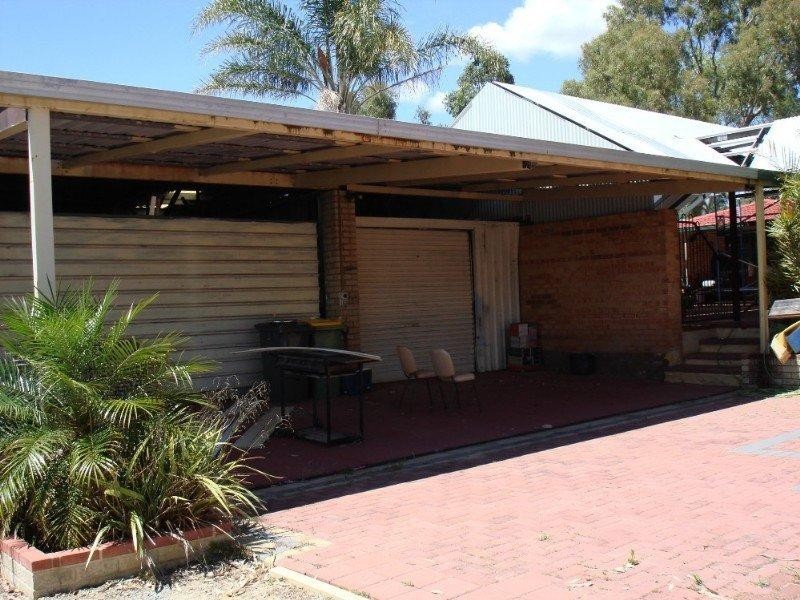 31 Gertrude Avenue, Champion Lakes WA 6111